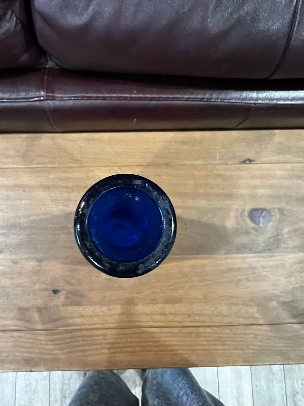 Studio Nova embossed pattern bud case. Beautiful cobalt blue glass.